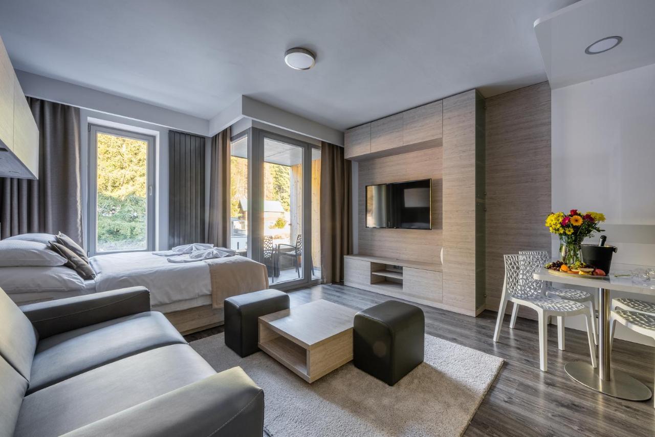 פק פוד סנז'קו Hotel Pecr Deep מראה חיצוני תמונה